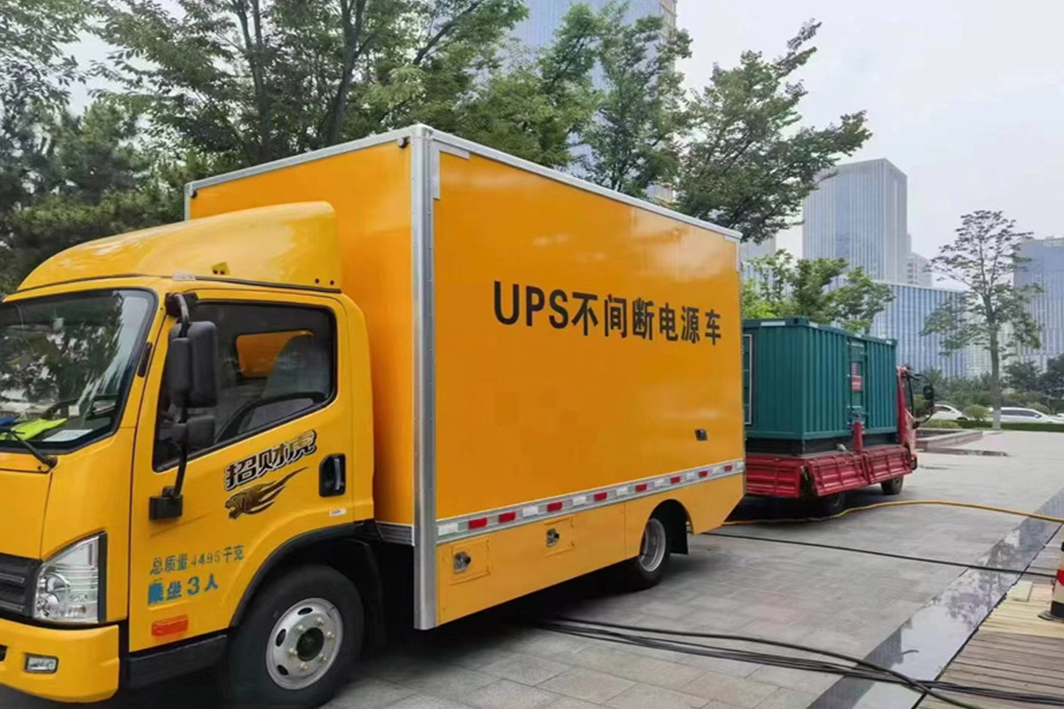 新邵发电机租赁施工现场