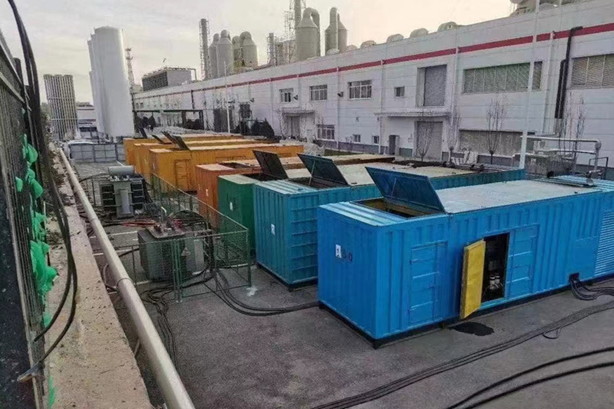 新邵发电机租赁施工现场